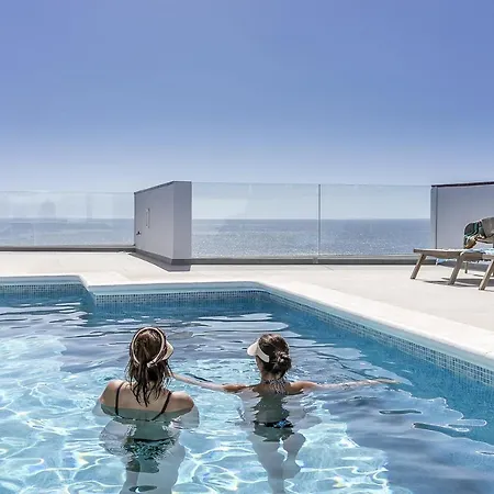 Eden Seaside Getaway *